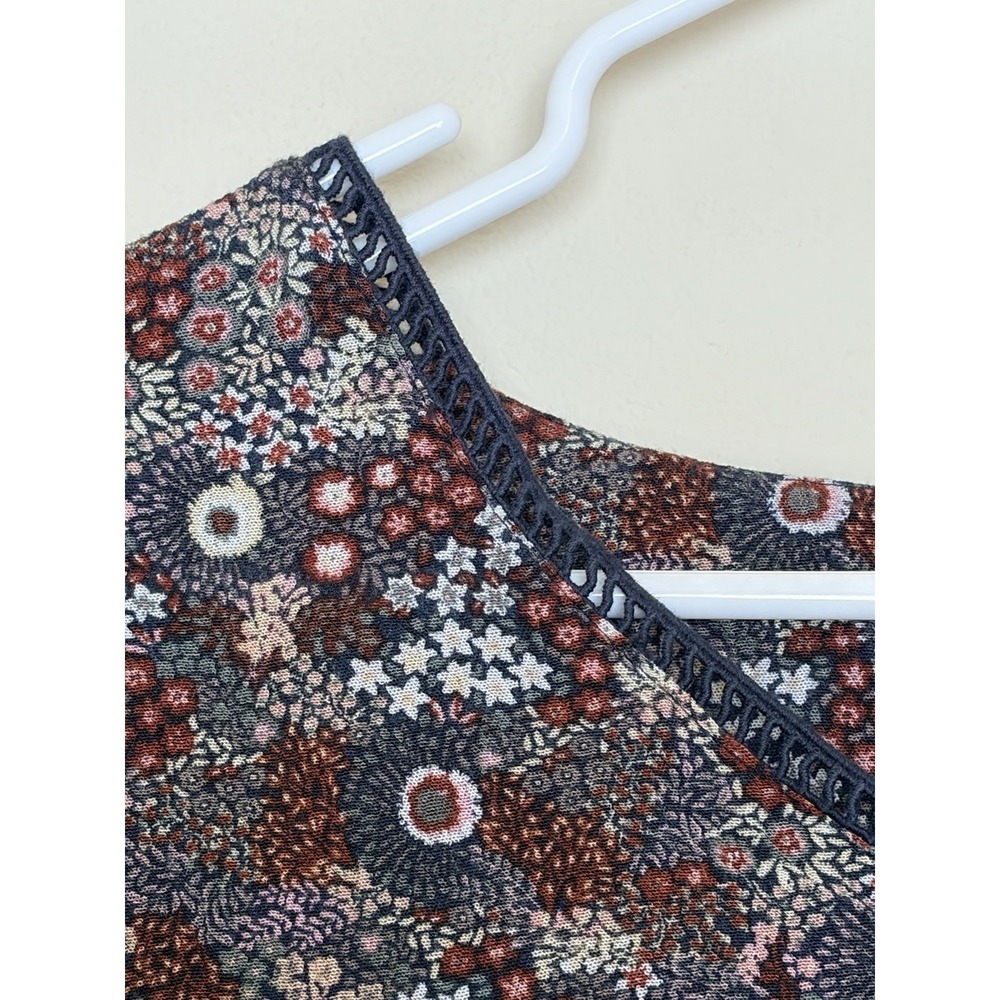 Everleigh Allover Floral Flower Boho Cottage Vneck Blouse Top Shirt Womens Large - Picture 6 of 11